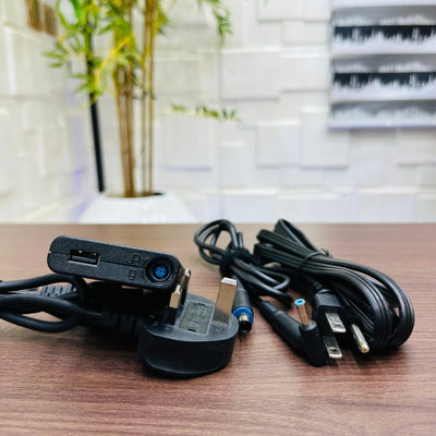 HP 65W 19.5V Blue Mouth Pin / USB Travel Adapter - USA + UK Plug