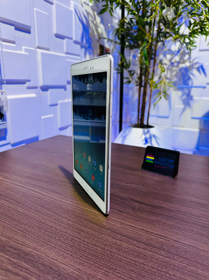 Samsung Galaxy Tab A - 10-inch - 16GB - White