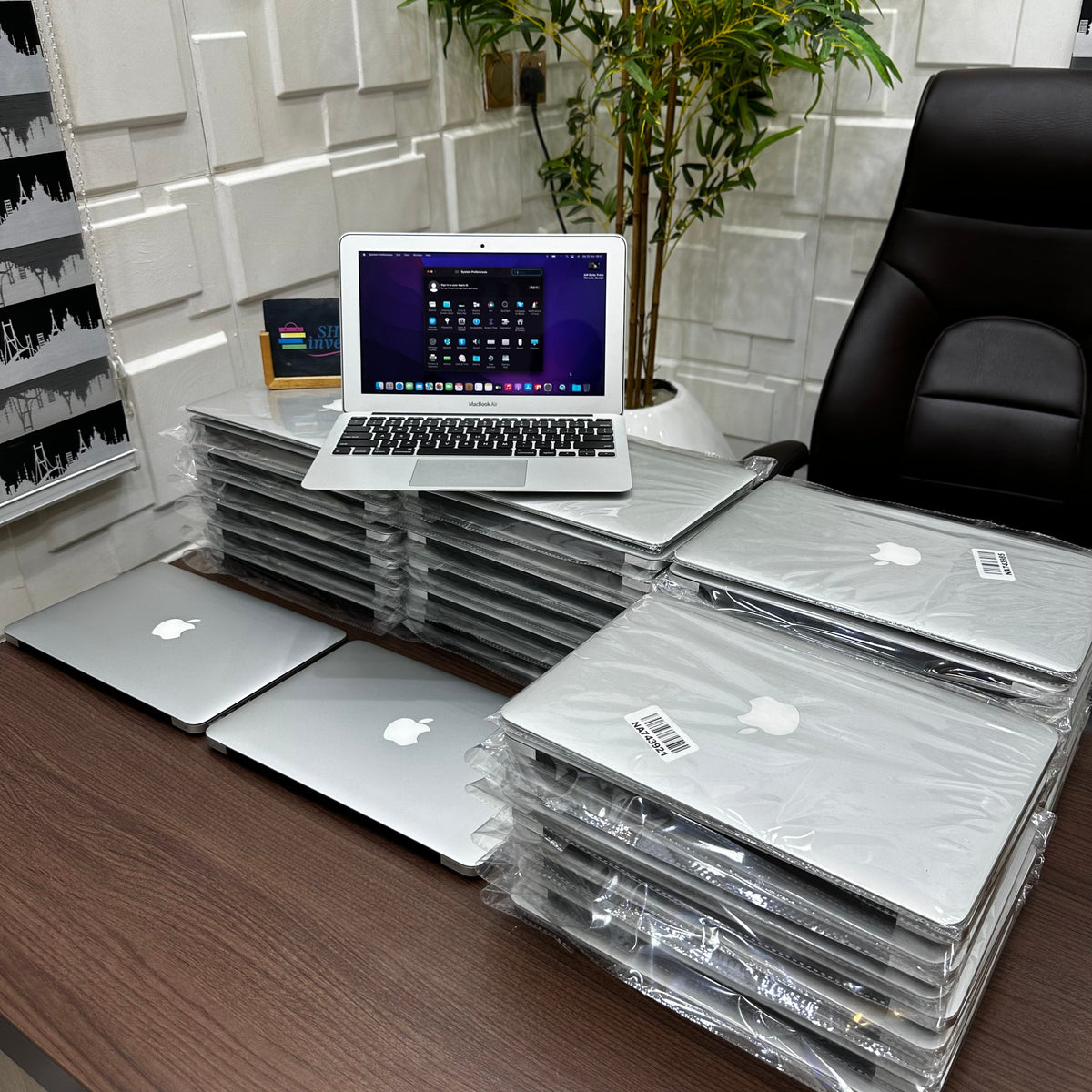 Apple MacBook Air 2013 | Intel Core i5 | 4GB RAM | 128GB SSD | Backlit Keyboard