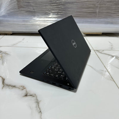 Dell Latitude 7480 - 7th Gen. Intel Core i5 - 256GB SSD - 8GB RAM - Keyboard Light - Touchscreen