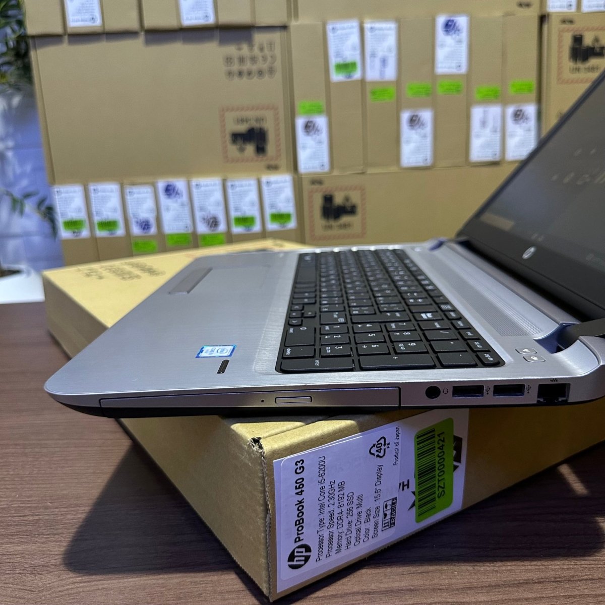 HP ProBook 450 G3 - Intel Core i5 - 256GB SSD - 8GB RAM
