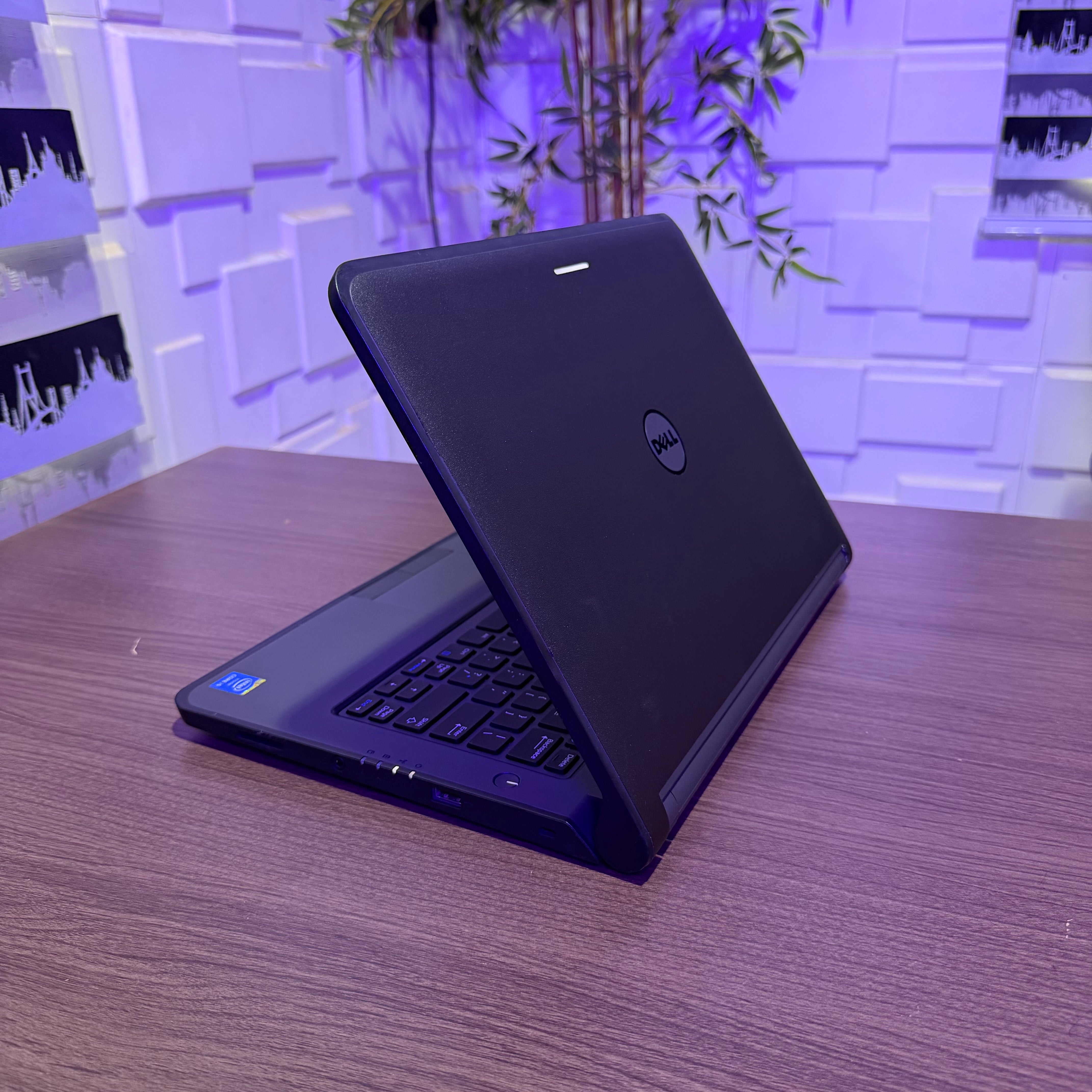 Dell Latitude 3340 | Core i5 | 8GB RAM | 500GB HDD | Touchscreen
