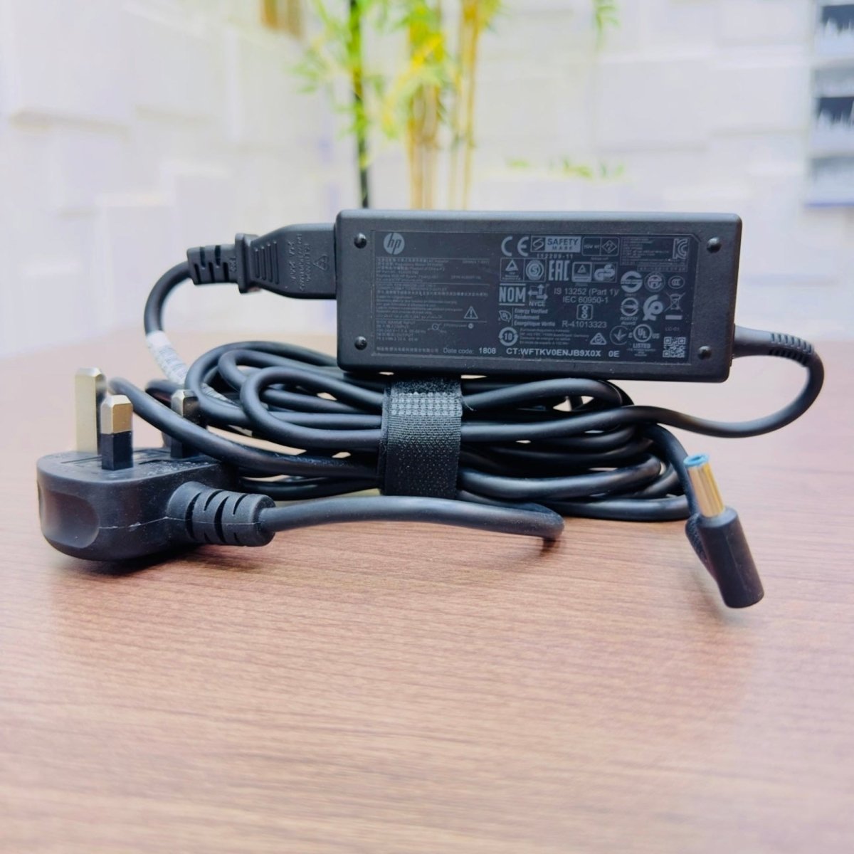 HP 65W 19.5v Blue Mouth Pin Laptop Charger - UK Plug
