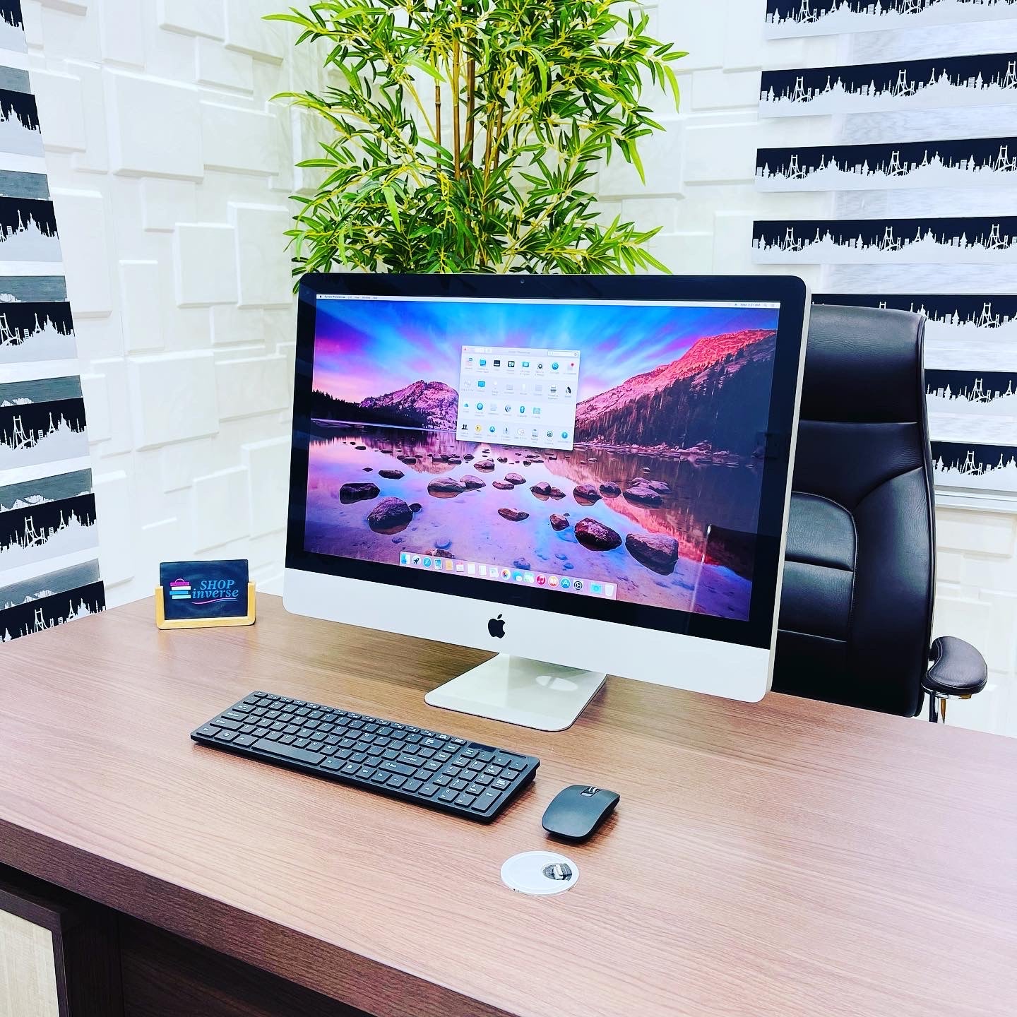 21.5 Inches Apple iMac Pro - Core i5 - 500GB HDD - 4GB RAM