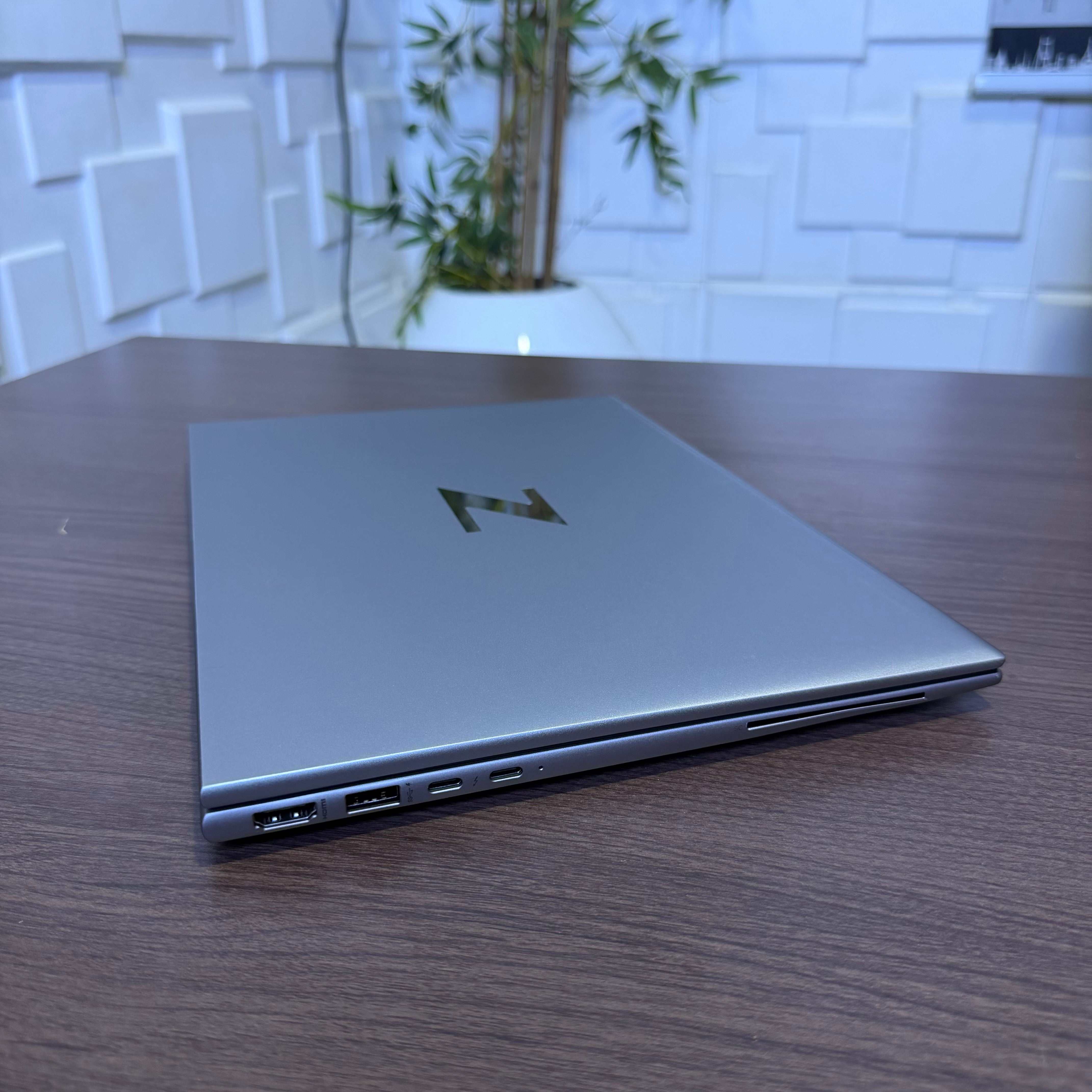 HP ZBook Firefly 14 G9 | 12th Gen Core i7 | 16GB RAM | 512GB SSD | Backlit Keyboard