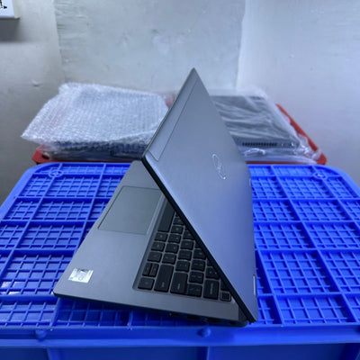 Dell Latitude 7420 2 - in - 1 - 11th Gen Intel Core i7 - 512GB SSD - 16GB RAM - Keyboard Light