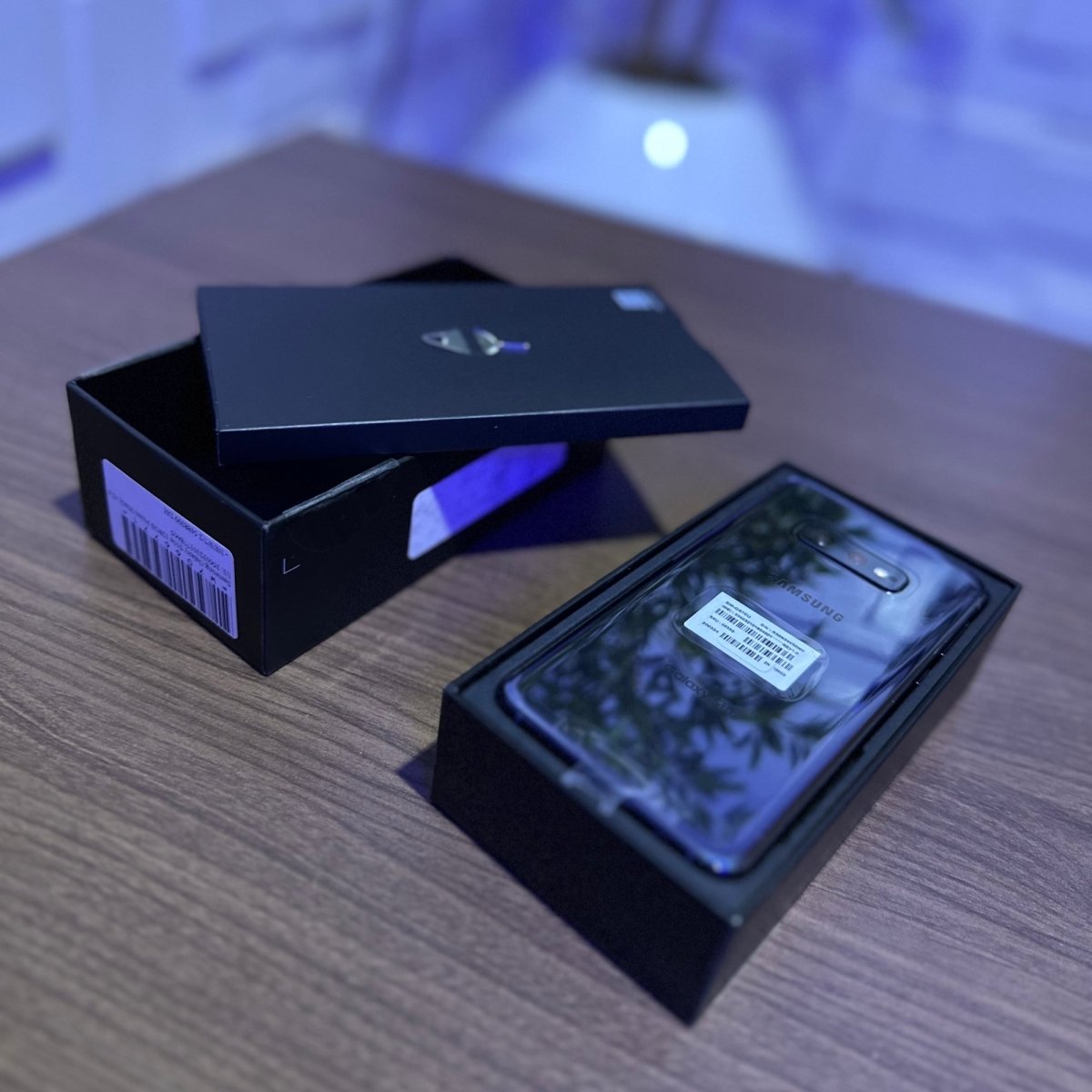 128GB Samsung Galaxy S10e - 6GB RAM