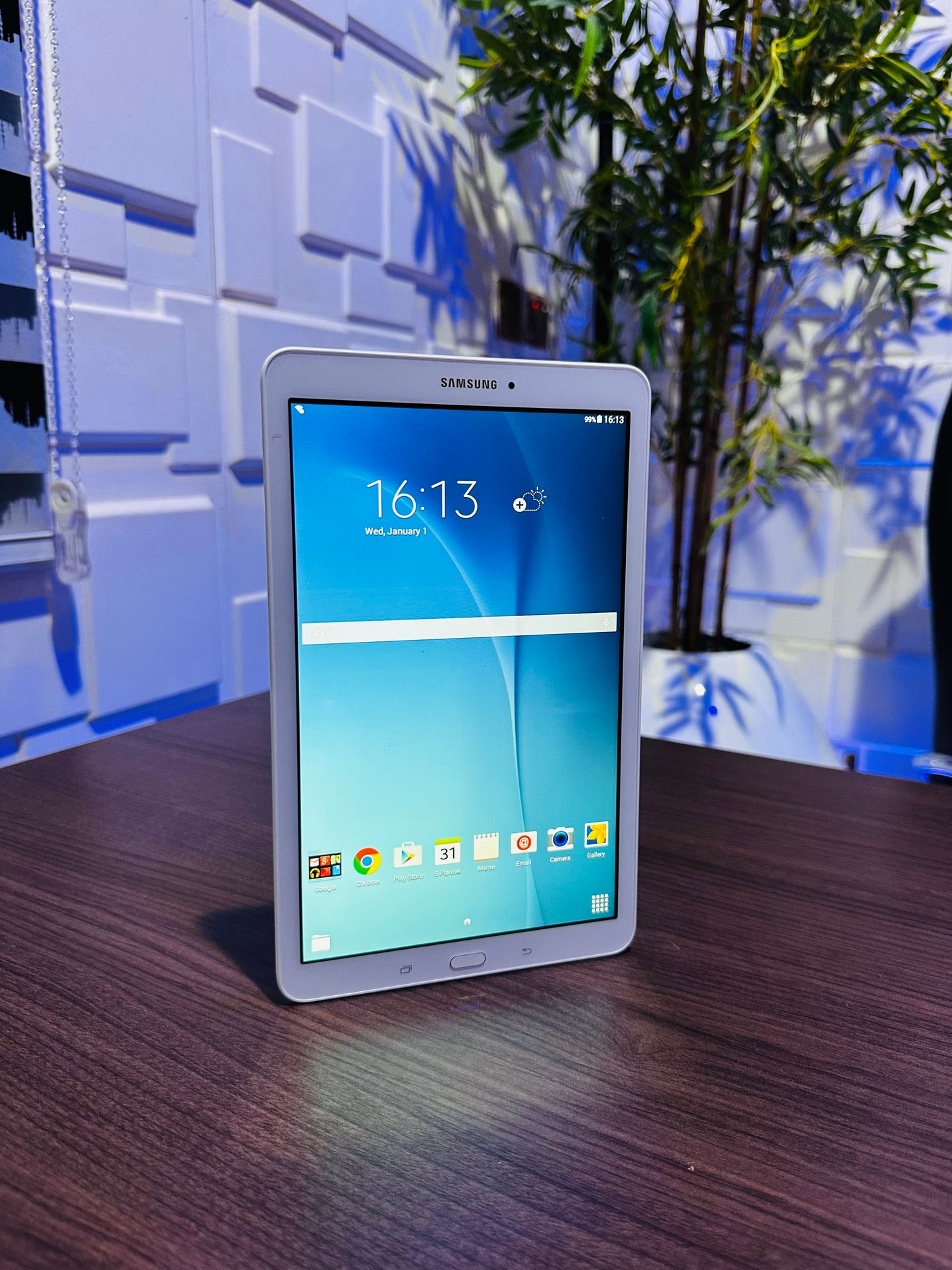 Samsung Galaxy Tab E SM-T560 - 8GB - White