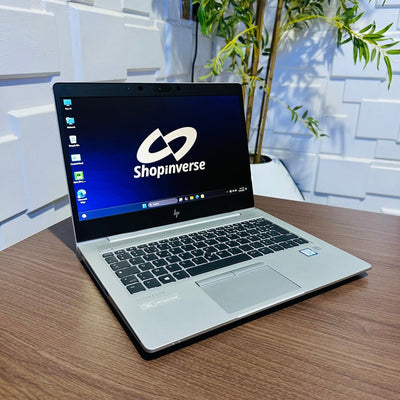 HP EliteBook 830 G5 - 8th Gen. Intel Core i5 - 256GB SSD - 8GB RAM - Keypad Light