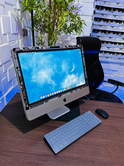 Apple iMac Pro 2009 21.5-inch - Intel Core 2 Duo - 500GB HDD - 8GB RAM - (Glass missing)