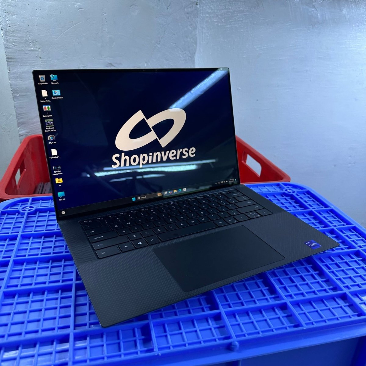 Dell Precision 5560 - 11th Gen. Intel Core i7 - 1TB SSD - 32GB RAM - 4GB NVIDIA RTX A2000