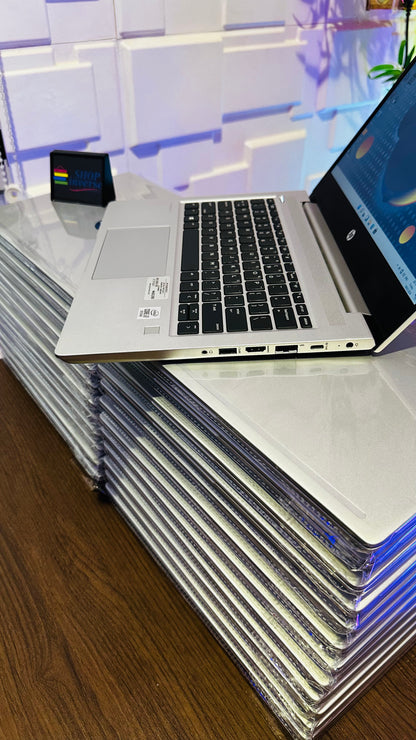 HP ProBook 430 G7 - 10th Gen. Intel Core i5 - 256GB SSD - 8GB RAM - 4GB Total Graphics - HDMI
