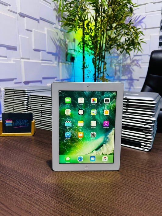 32GB Apple iPad 3rd Generation - WiFi - White