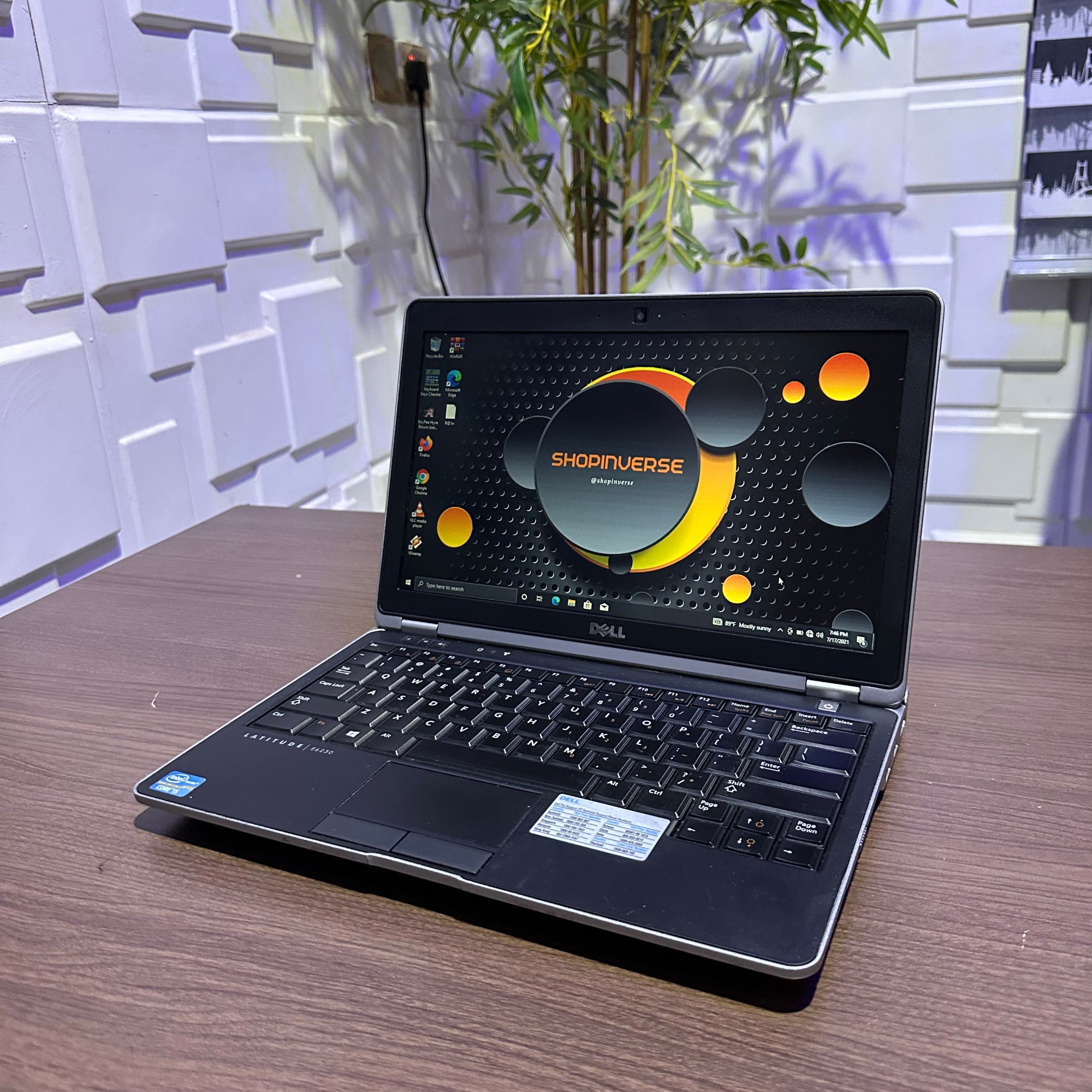 Dell Latitude E6220 - Intel Core i5 - 320GB HDD - 8GB RAM