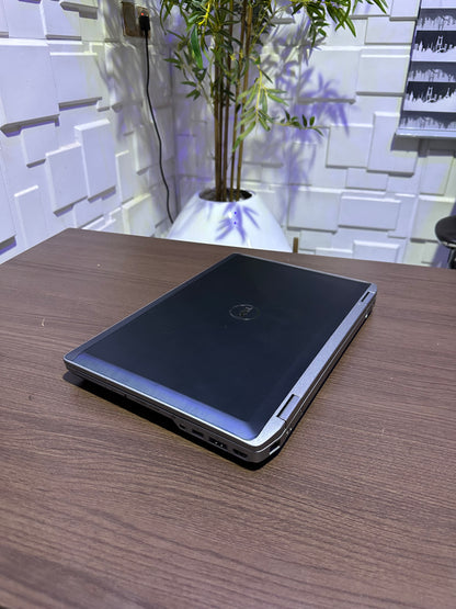Dell Latitude E6520 - Intel Core i5 - 120GB HDD - 8GB RAM - Keyboard Light