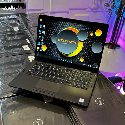 Dell Latitude 5300 - 8th Gen. Intel Core i5 - 256GB SSD - 16GB RAM - Touchscreen