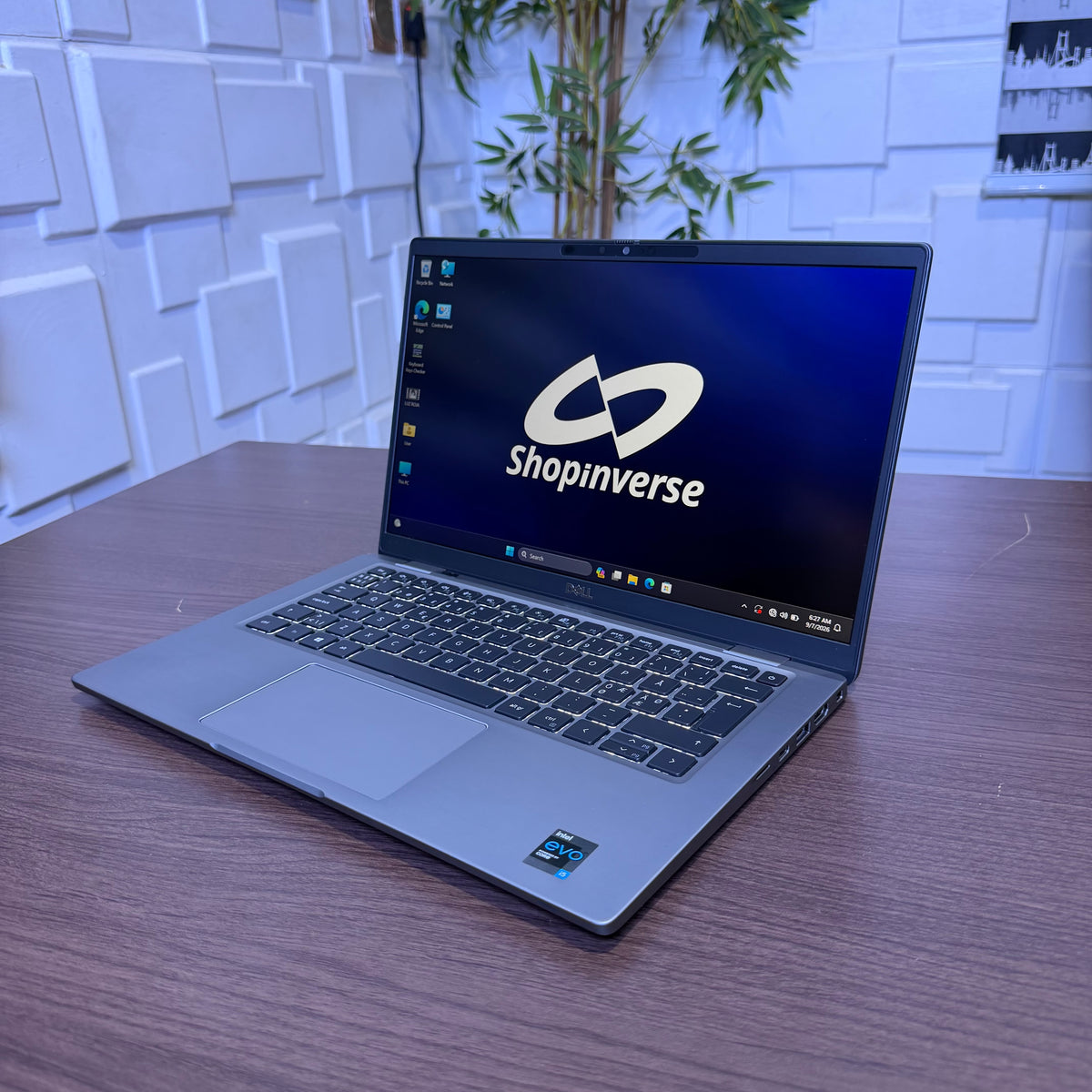 Dell Latitude 7420 | 11th Gen Core i5 | 16GB RAM | 256GB SSD | Full HD | Backlit Keyboard | Minor Scratch