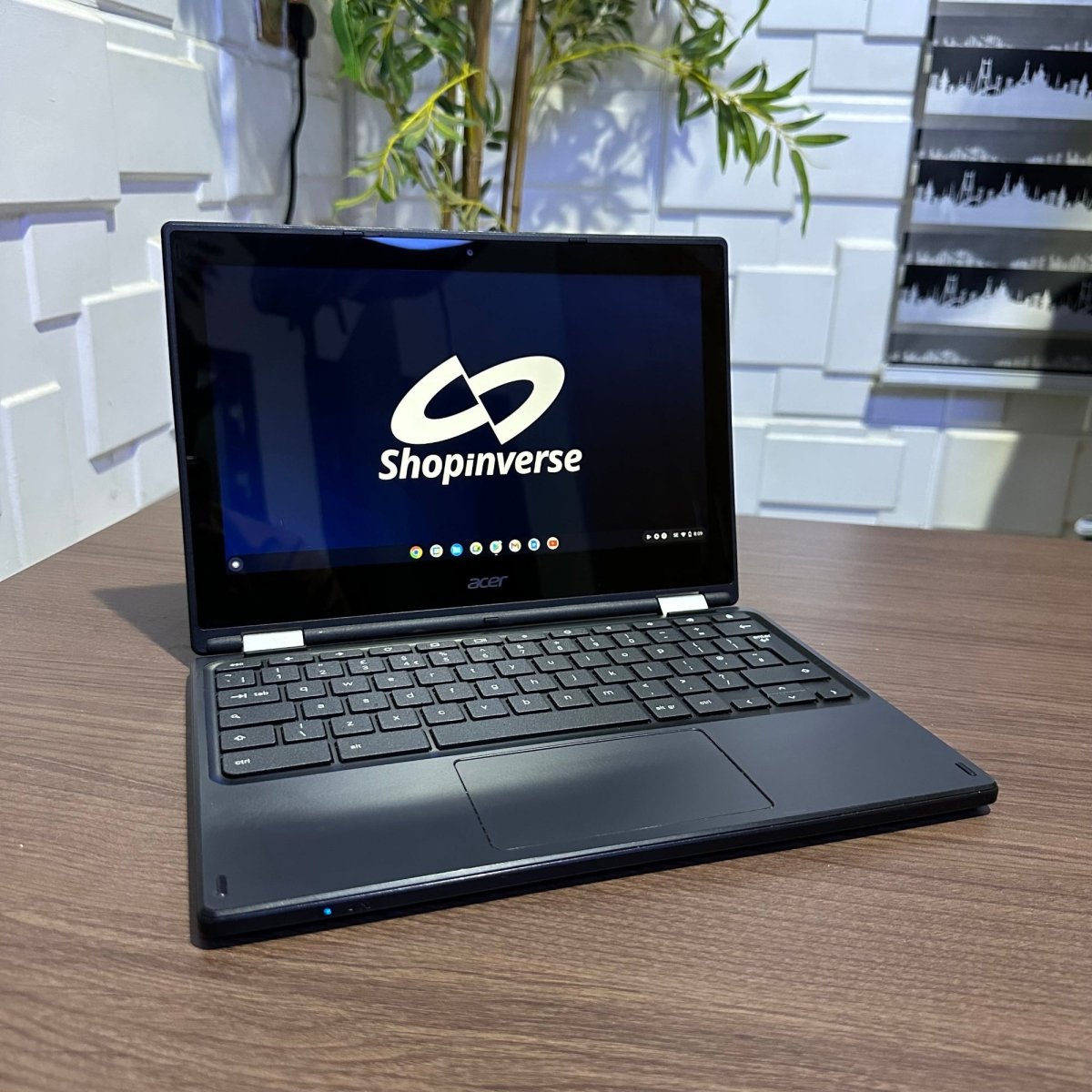 Acer Chromebook C738T - Intel Celeron N3160 - 32GB eMMC - 4GB RAM - Touchscreen - (Bad keyboard)
