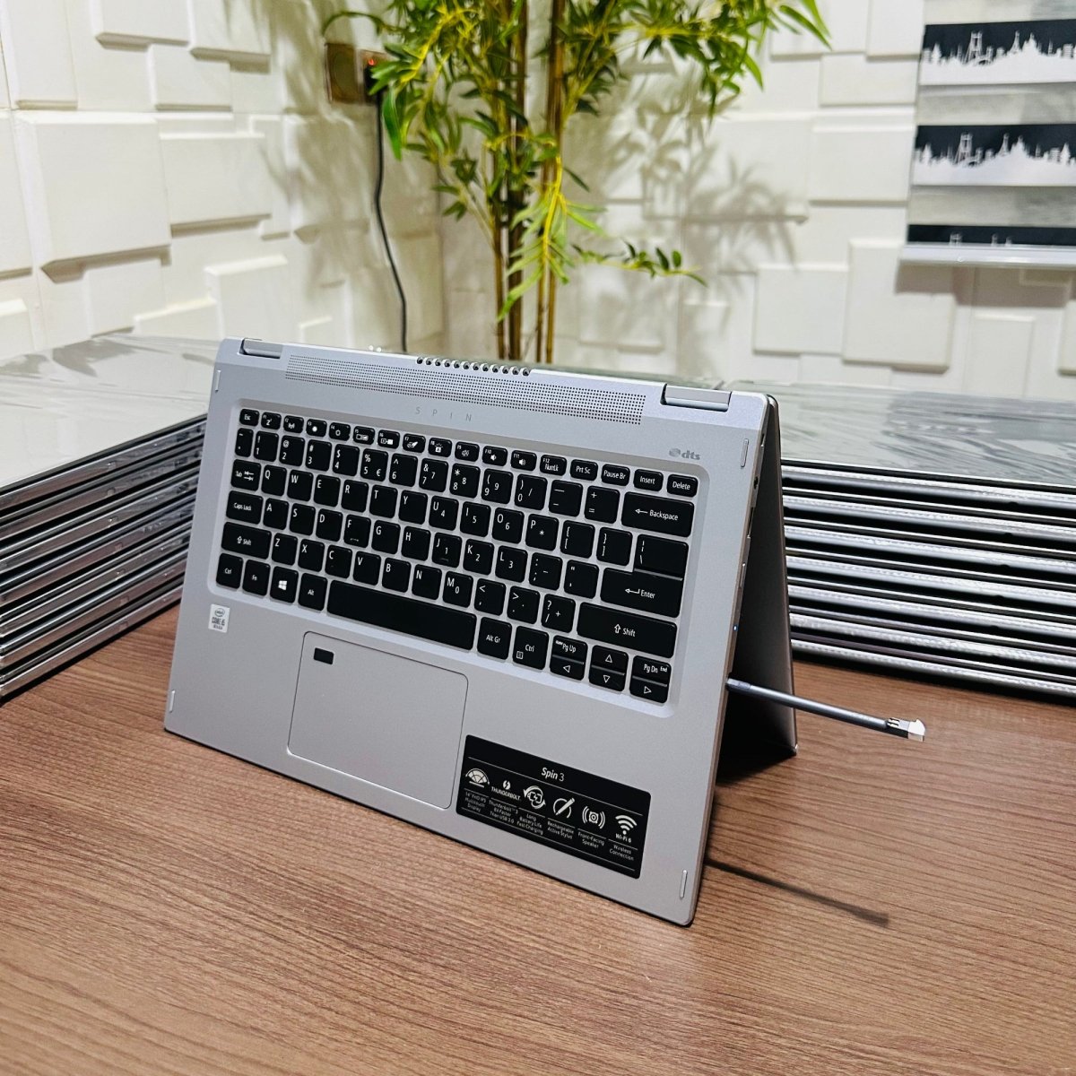 Acer Spin 3 - 10th Gen. Intel Core i5 - 256GB SSD - 8GB RAM - Keyboard Light - Touchscreen