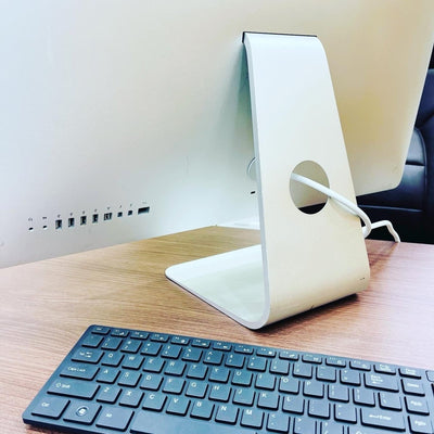 Apple iMac 21.5-Inch Mid 2011 | Core i7 | 16GB RAM | 1TB HDD | Cracked Glass