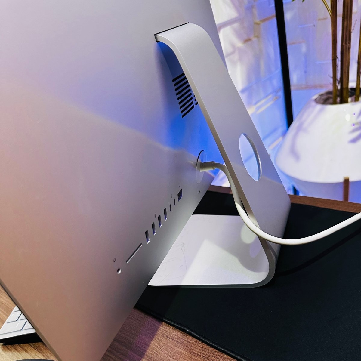 Apple iMac Retina 4K 21.5-Inch 2017 | 7th Gen Core i5 | 16GB RAM | 1TB SSD | 2GB Radeon Pro 555