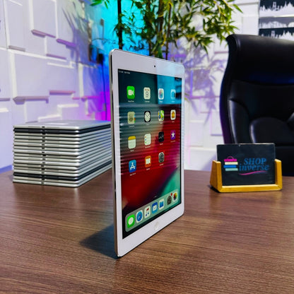 Apple iPad Air - 16GB - WiFi - Silver