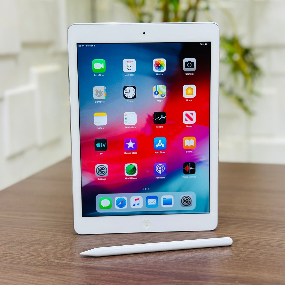 Apple iPad Air (9.7-inch) | 16GB | Wi-Fi + SIM | Silver – Shopinverse