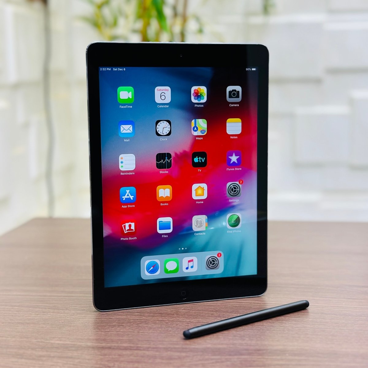 Apple iPad Air - 32GB - WiFi + SIM - Space Grey