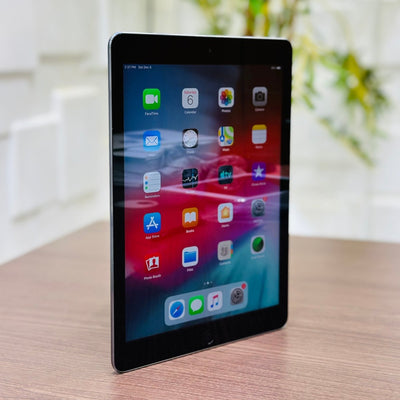Apple iPad Air - 32GB - WiFi + SIM - Space Grey