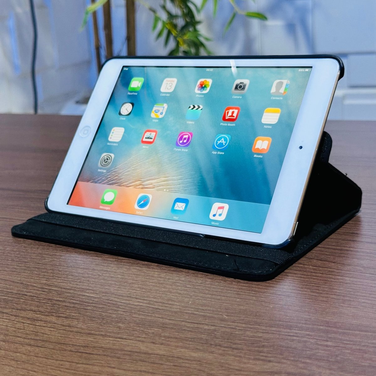 Apple iPad Mini - 16GB - WiFi - Silver - Shopinverse