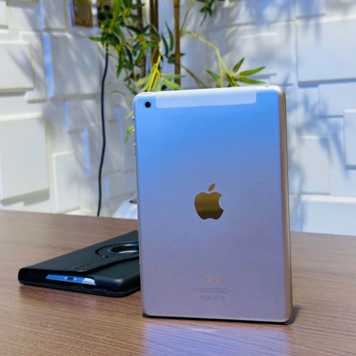 Apple iPad Mini - 16GB - WiFi - Silver - Shopinverse