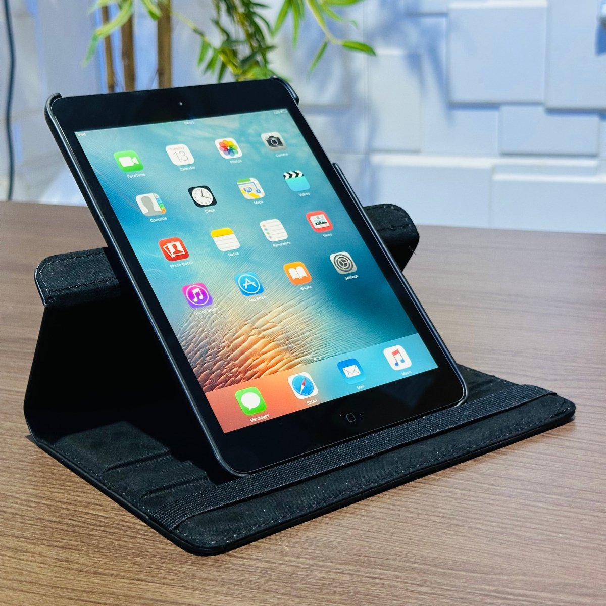 Apple iPad Mini - 16GB - WiFi - Space Gray