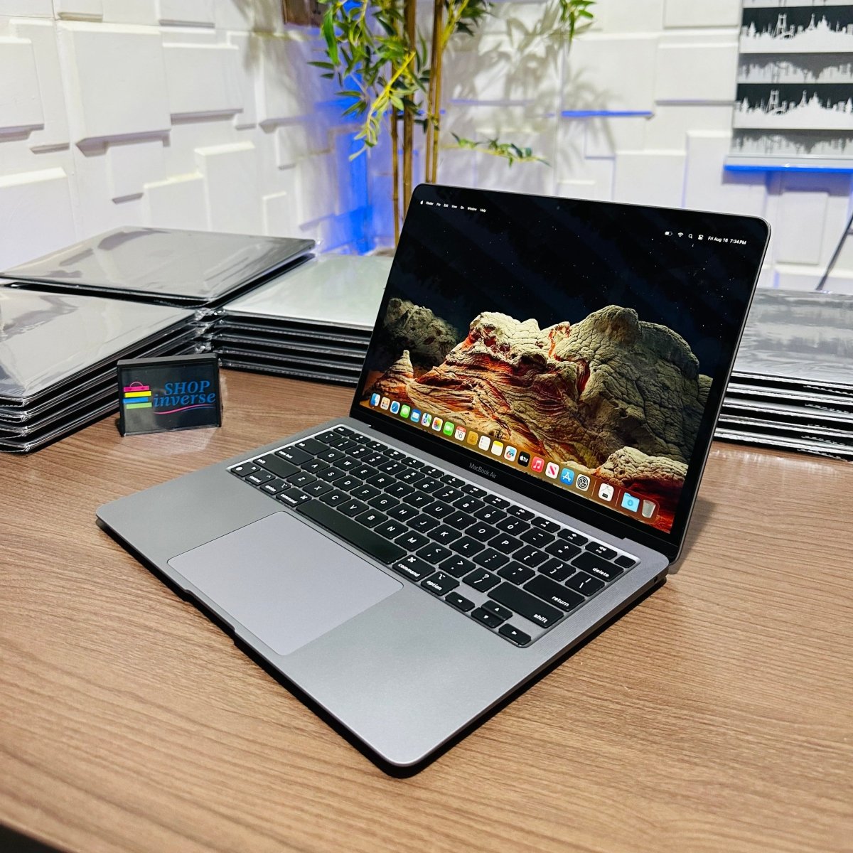 Apple MacBook Air 2020 - Intel Core i5 - 1TB SSD - 8GB RAM - Touch ID - Keyboard Light