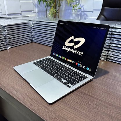 Apple MacBook Air 2020 - Intel Core i5 - 256GB SSD - 8GB RAM - Touch ID - Keyboard Light