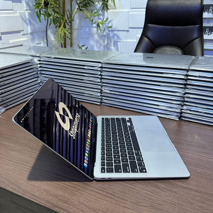 Apple MacBook Air 2020 - Intel Core i5 - 256GB SSD - 8GB RAM - Touch ID - Keyboard Light