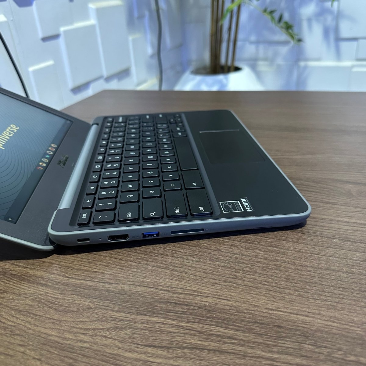 Asus Chromebook C203X - MediaTek mt8173 - 32GB eMMc - 4GB RAM