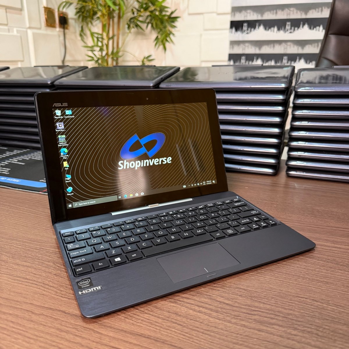 ASUS Transformer Book 2-in-1 Detachable | Intel Atom Z3740 | 2GB RAM | 64GB eMMC | Touchscreen