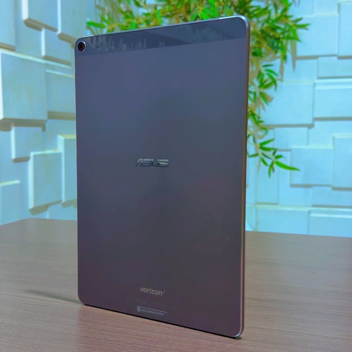 ASUS ZenPad Z10 | 4GB RAM | 32GB ROM | Wi - Fi + SIM