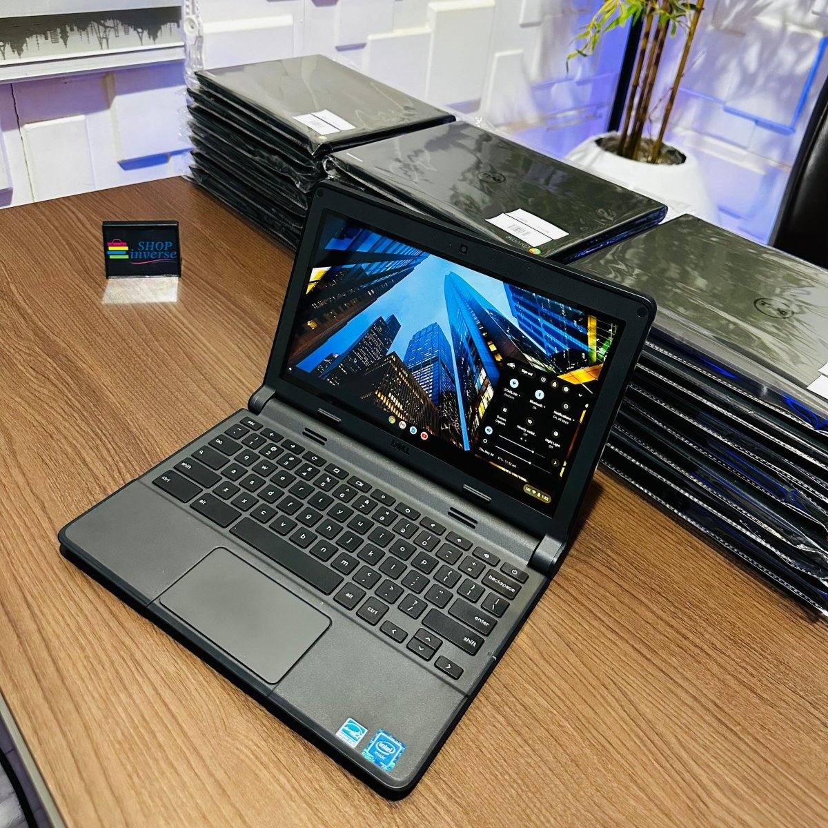 Dell Chromebook 11 | Intel Celeron | 2GB RAM | 16GB eMMC | Minor Dent