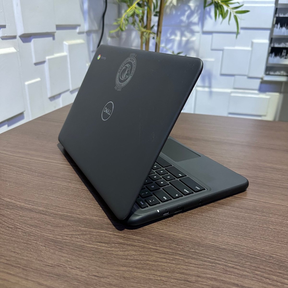 Dell Chromebook 3100 - Intel Celeron N4020 - 32GB eMMC - 4GB RAM - Touchscreen