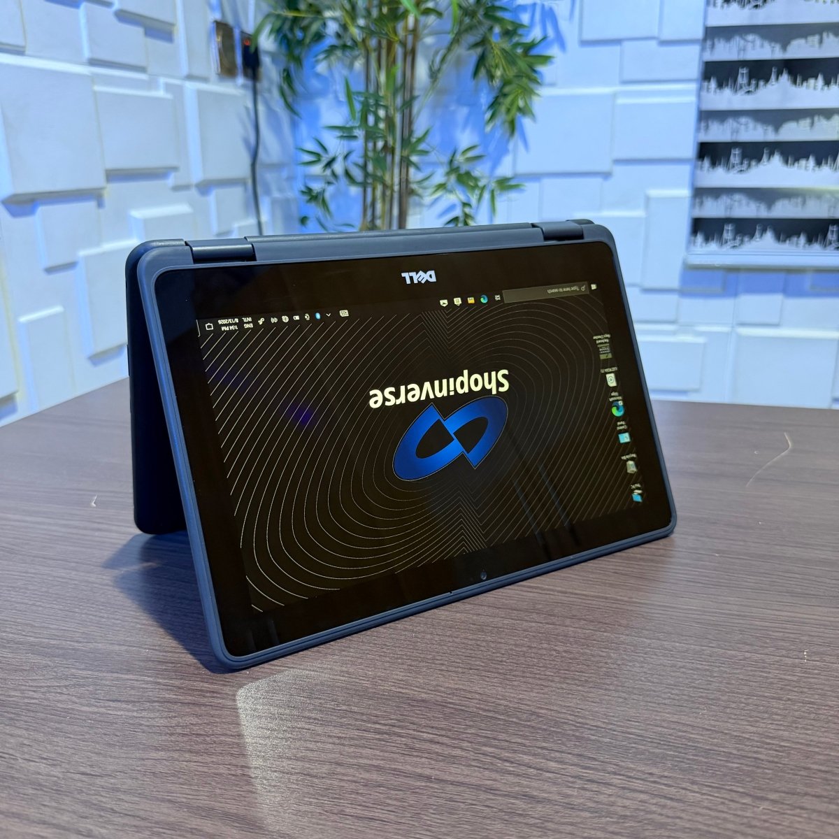 Dell Latitude 3189 2-in-1 | Intel Pentium N4200 | 8GB RAM | 256GB SSD | Touchscreen