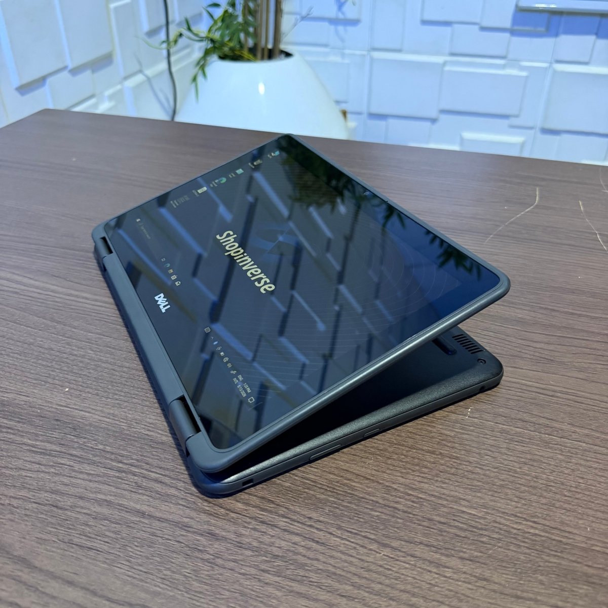 Dell Latitude 3190 2-in-1 | Intel Pentium Silver N5000 | 8GB RAM | 128GB SSD | Touchscreen