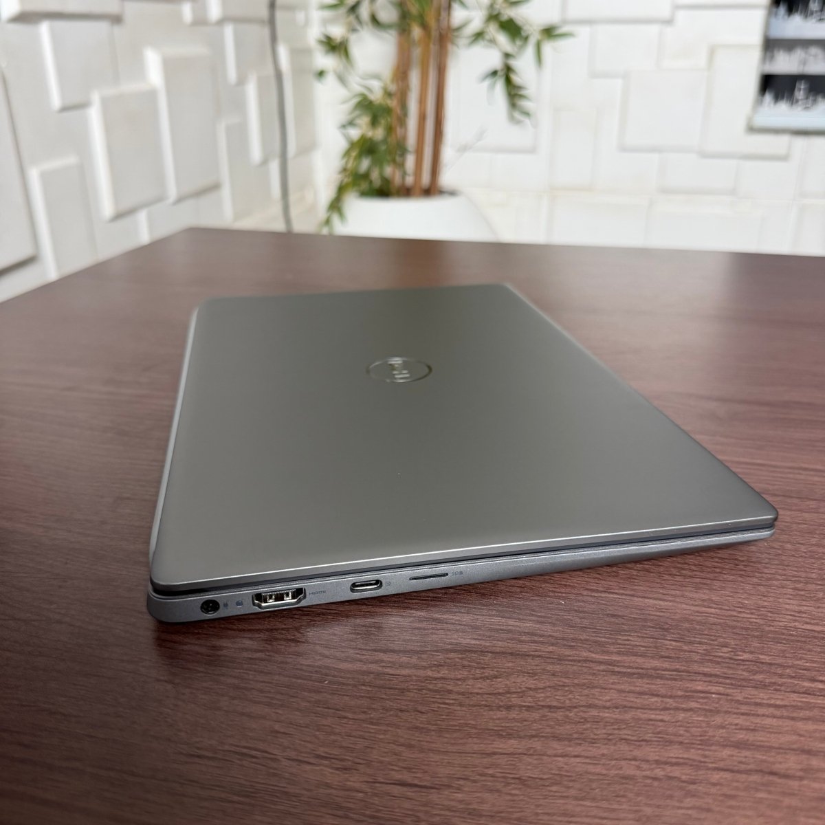 Dell Latitude 3301 | 8th Gen Core i5 | 8GB RAM | 256GB SSD | Backlit Keyboard