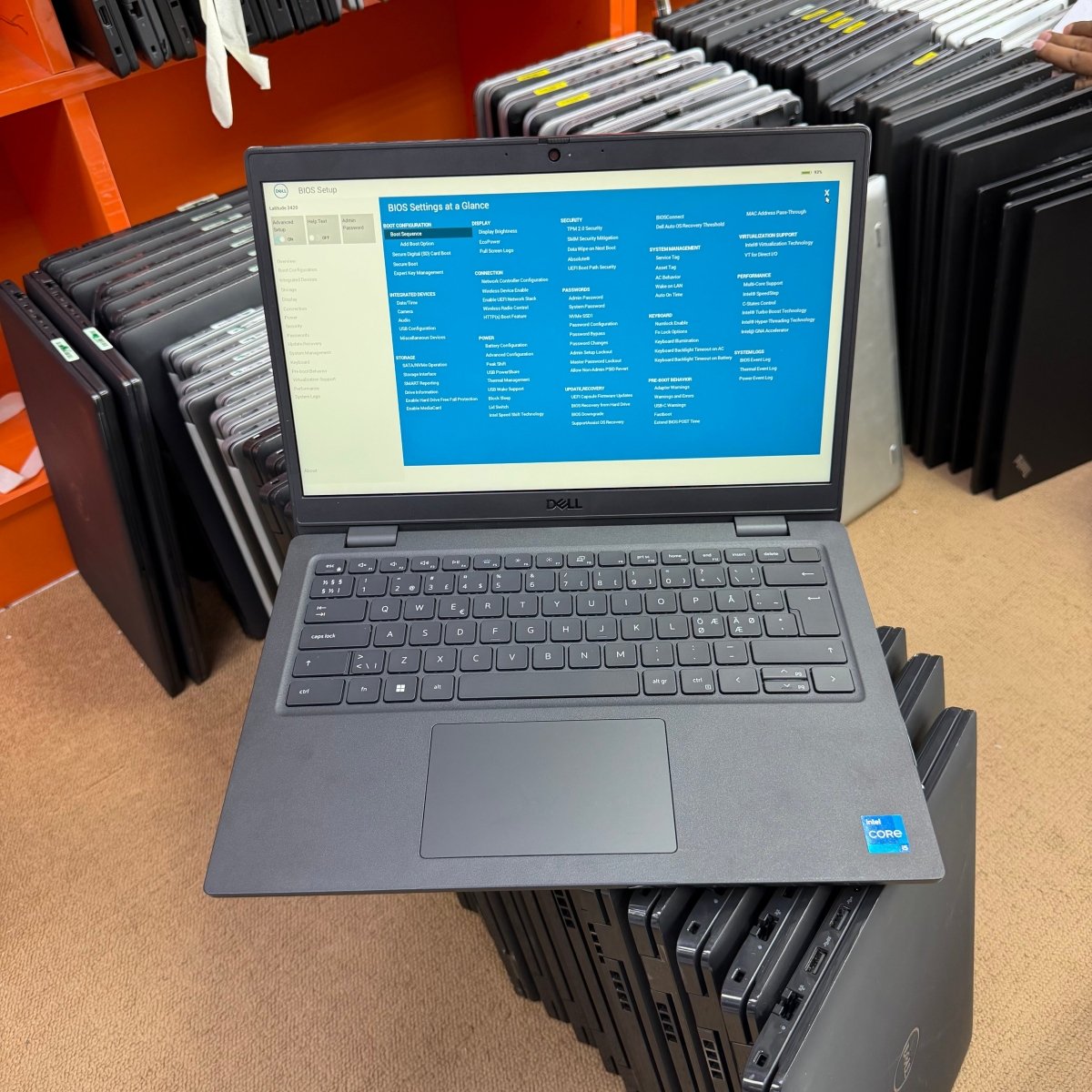 Dell Latitude 3420 Dell Latitude 3420 | 11th Gen Core i5 | 16GB RAM | 256GB SSD | Backlit Keyboard