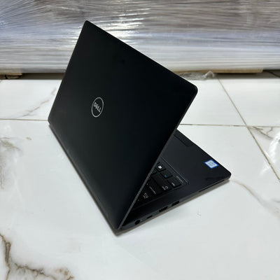 Dell Latitude 5280 - 7th Gen Intel Core i5 - 256GB SSD - 8GB RAM - Touchscreen