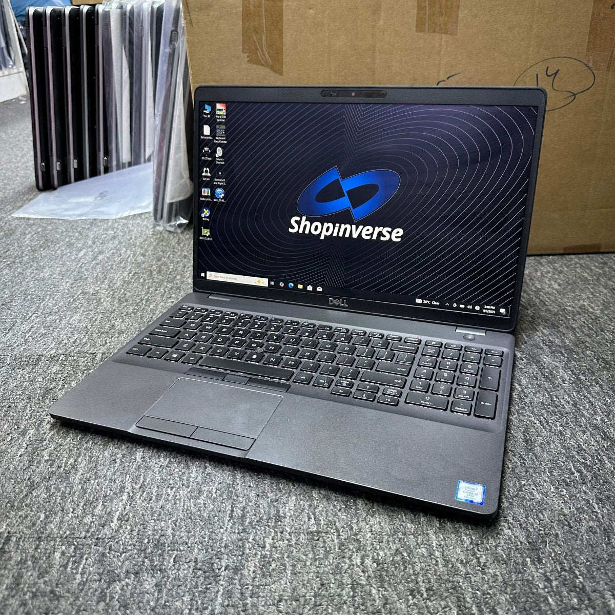 Dell Latitude 5500 - 8th Gen. Intel Core i7 - 256GB SSD - 8GB RAM - Touchscreen - Keyboard Light