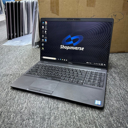Dell Latitude 5500 - 8th Gen. Intel Core i7 - 256GB SSD - 8GB RAM - Touchscreen - Keyboard Light