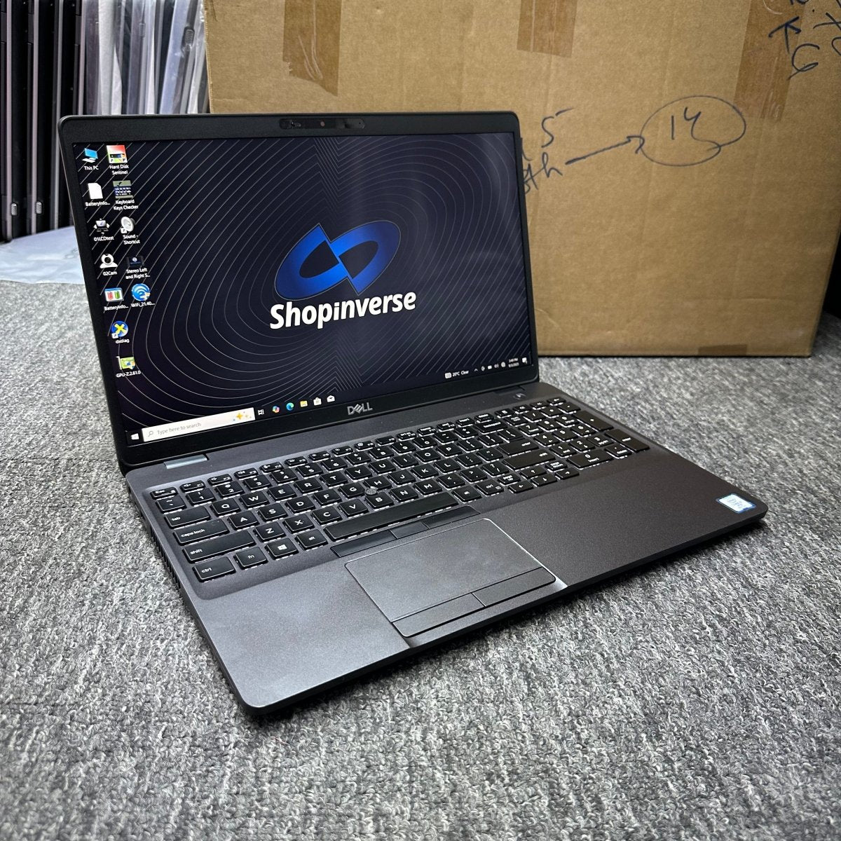 Dell Latitude 5500 - 8th Gen. Intel Core i7 - 256GB SSD - 8GB RAM - Touchscreen - Keyboard Light