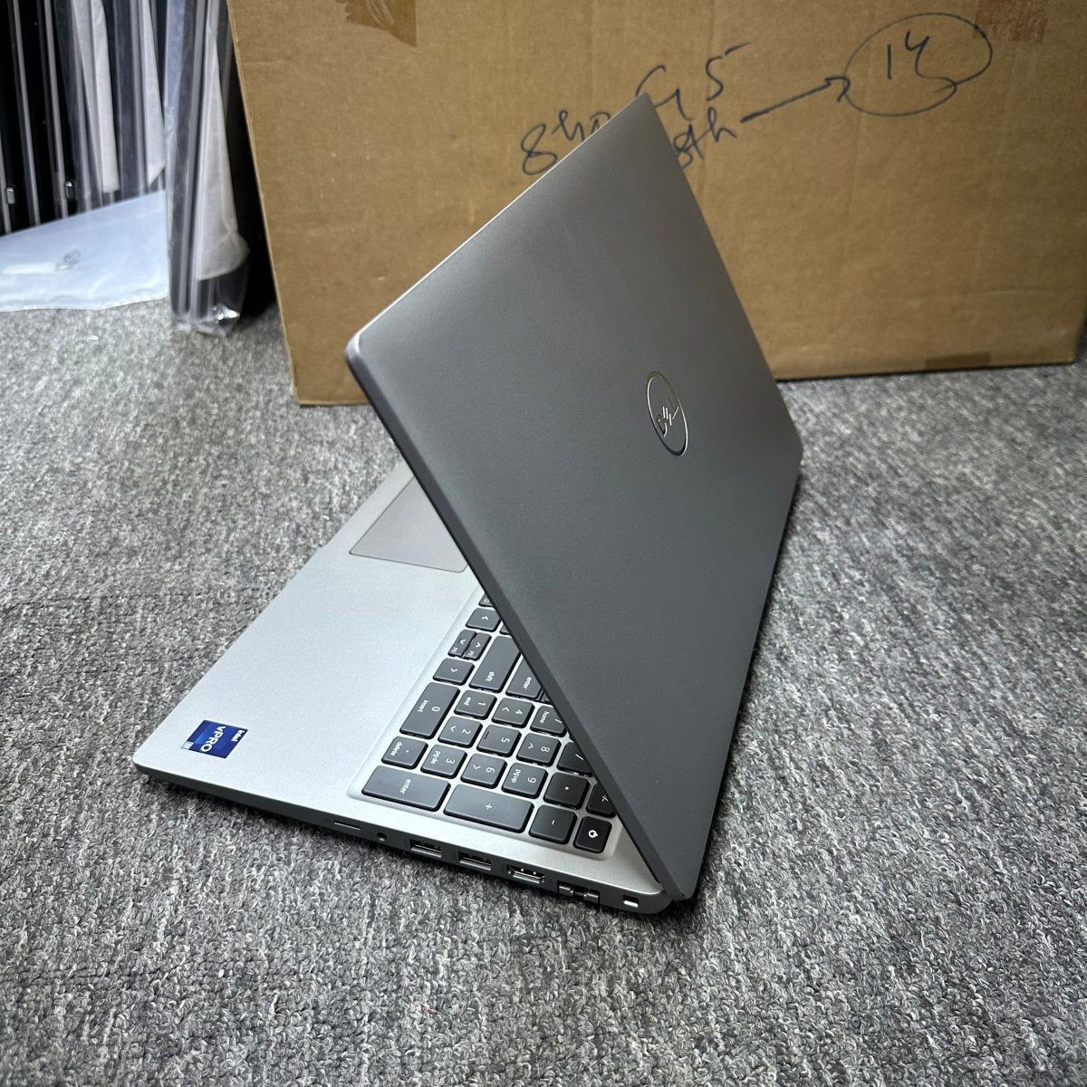 Dell Latitude 5531 - 12th Gen. Intel Core i7 - 512GB SSD - 32GB RAM - 2GB Nvidia GeForce MX550 - Keyboard Light