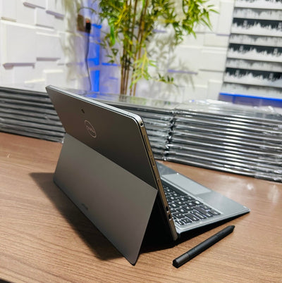 Dell Latitude 7200 2 - in - 1 | 8th Gen Core i7 | 16GB RAM | 256GB SSD | Touchscreen | Backlit Keyboard